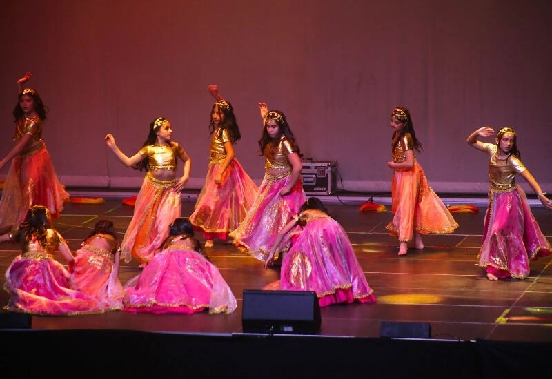 11Danza Uncoli