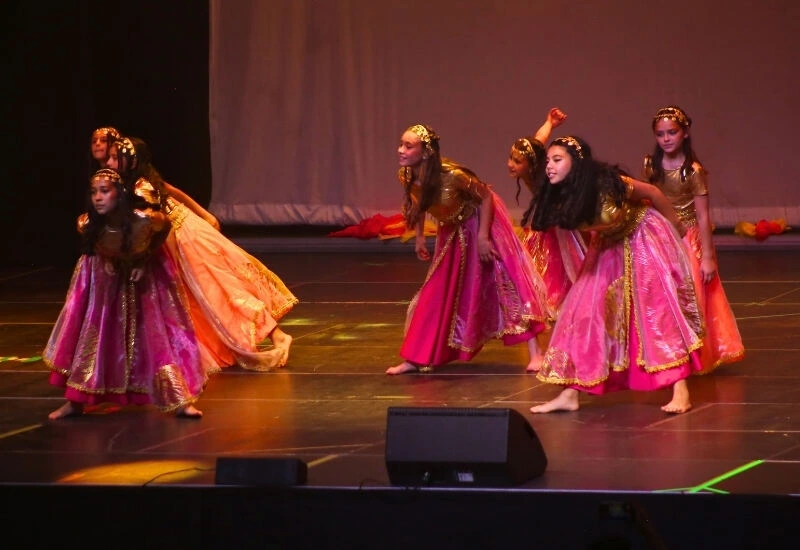 14Danza Uncoli
